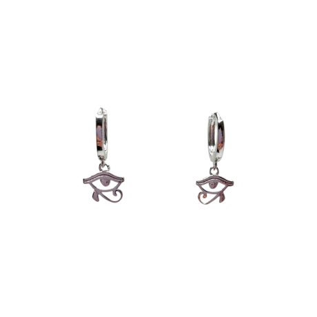 Los Pendiente Aro Ojo de Horus de plata son unos  precioso pendiente de aro con cierre de clip con un  pequeño Ojo de Horus colgando. Características : Diámetro del aro  11.3 mm Altura de  Ojo 9 mm Ancho de Ojo 8.9 mm Incluye tuerca de presión de plata Fabricados en Plata de Ley 925 . Déjate llevar por el encanto de los Pendiente Aro Ojo de Horus de plata. El complemento perfecto para destacar tu estilo único. ¡Consigue el tuyo ahora!