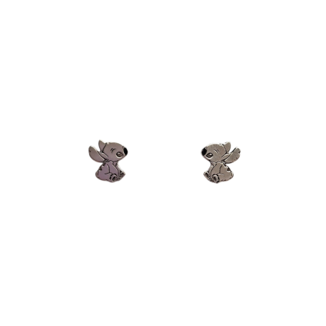 Estos Pendiente niña Stich plata son unos  divertidos pendientes con forma de Stich el famoso personaje televisivo. Características  : Figura de Stich: 9.4 mm. Incluye tuerca de presión de plata Fabricados en Plata de Ley 925 . Conjunta tus pendientes con su pulsera a juego. Divertidos pendientes de plata en forma de Stich, el famoso personaje de televisión. Combínalos con la pulsera a juego. ¡Hazte con ellos ahora y lúcelos con estilo!
